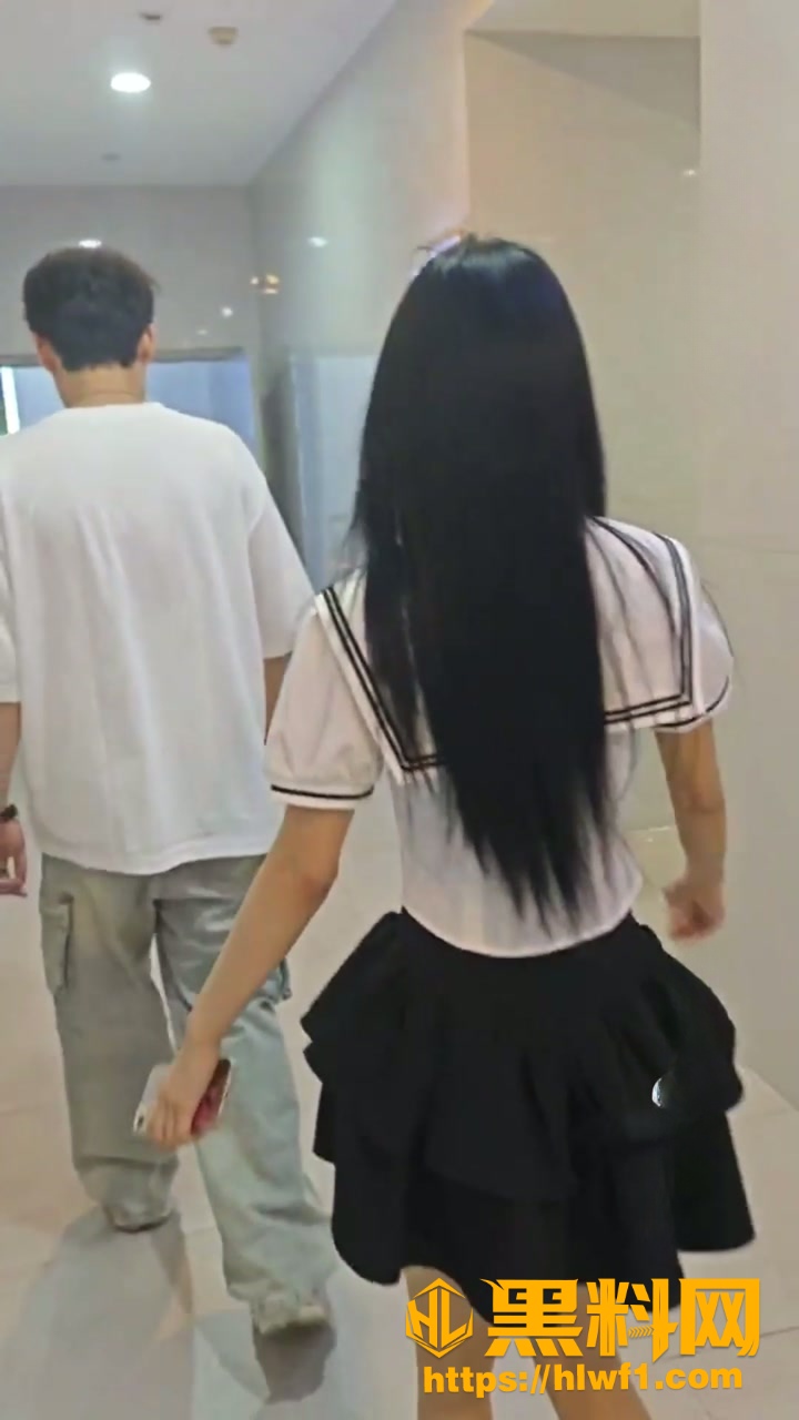 入厕