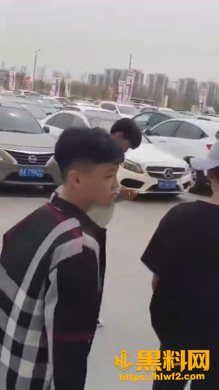 济南停车场霸凌事件