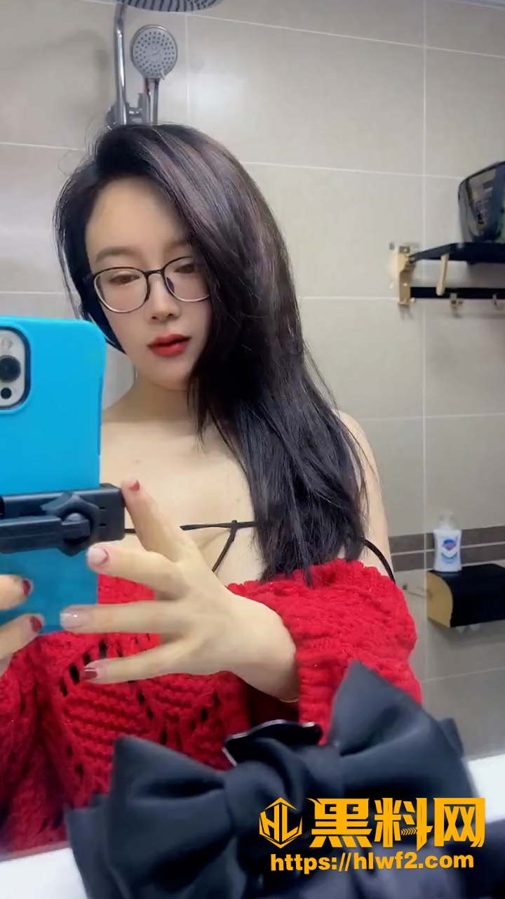 是诗诗呀自慰视频流出3
