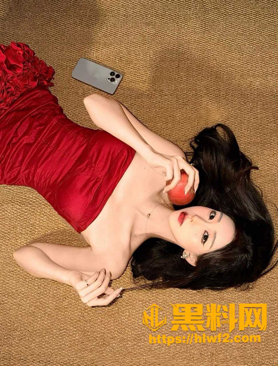 反差大学生顾晚慈情侣自拍