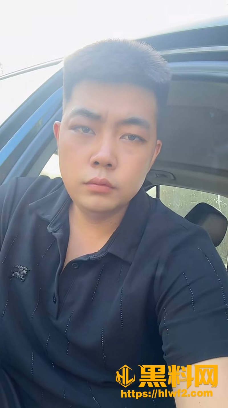 小杨中堂画性爱视频流出3