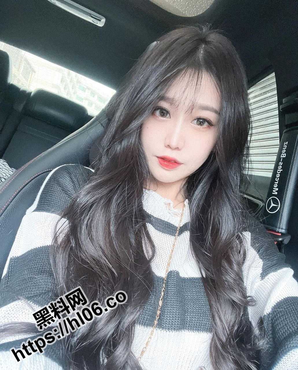 1031X1280