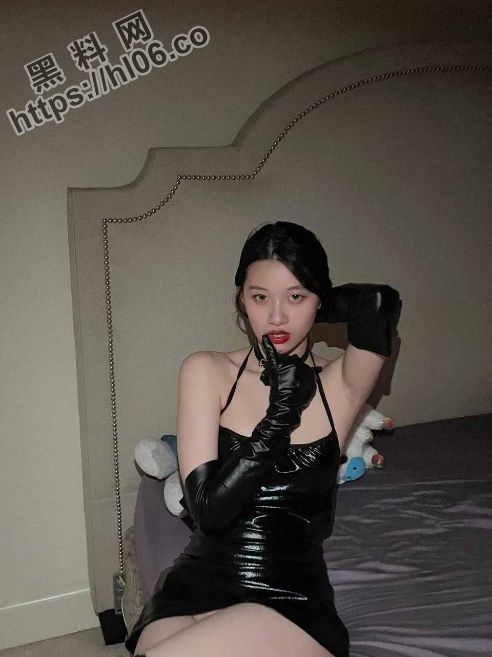 960X1280