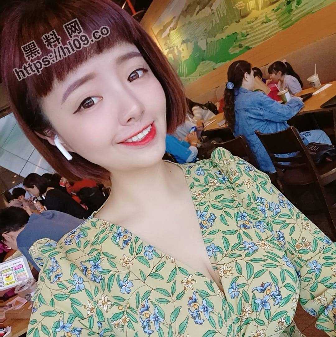 1080X1084