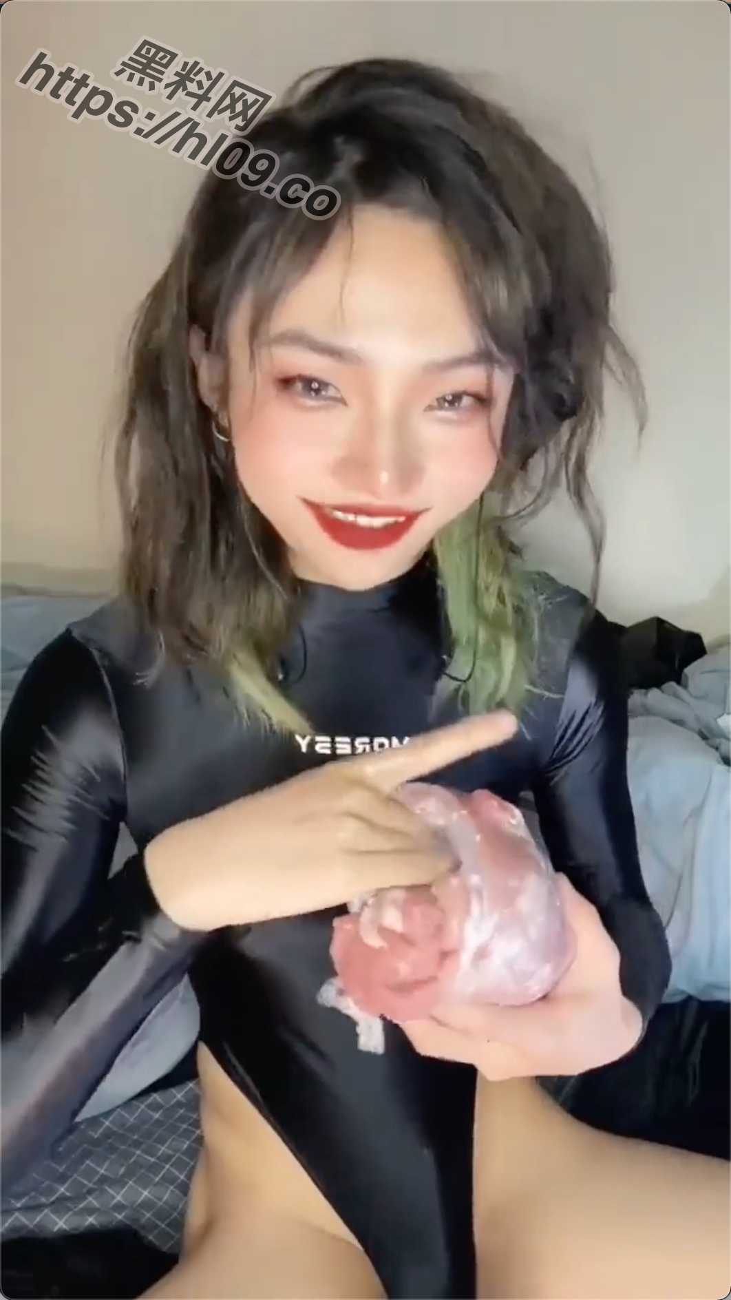 1062X1888