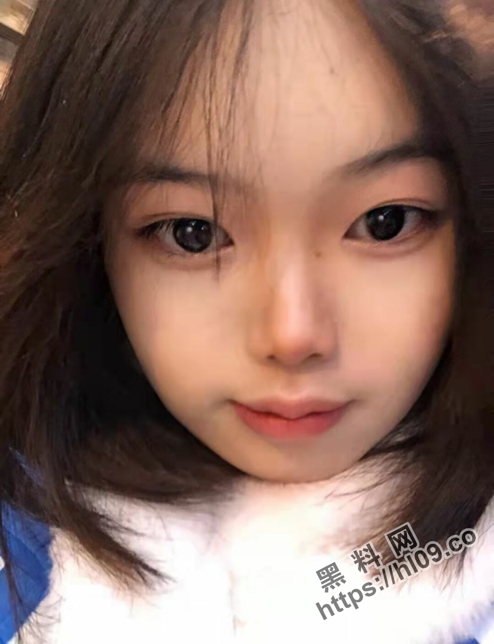 981X1280