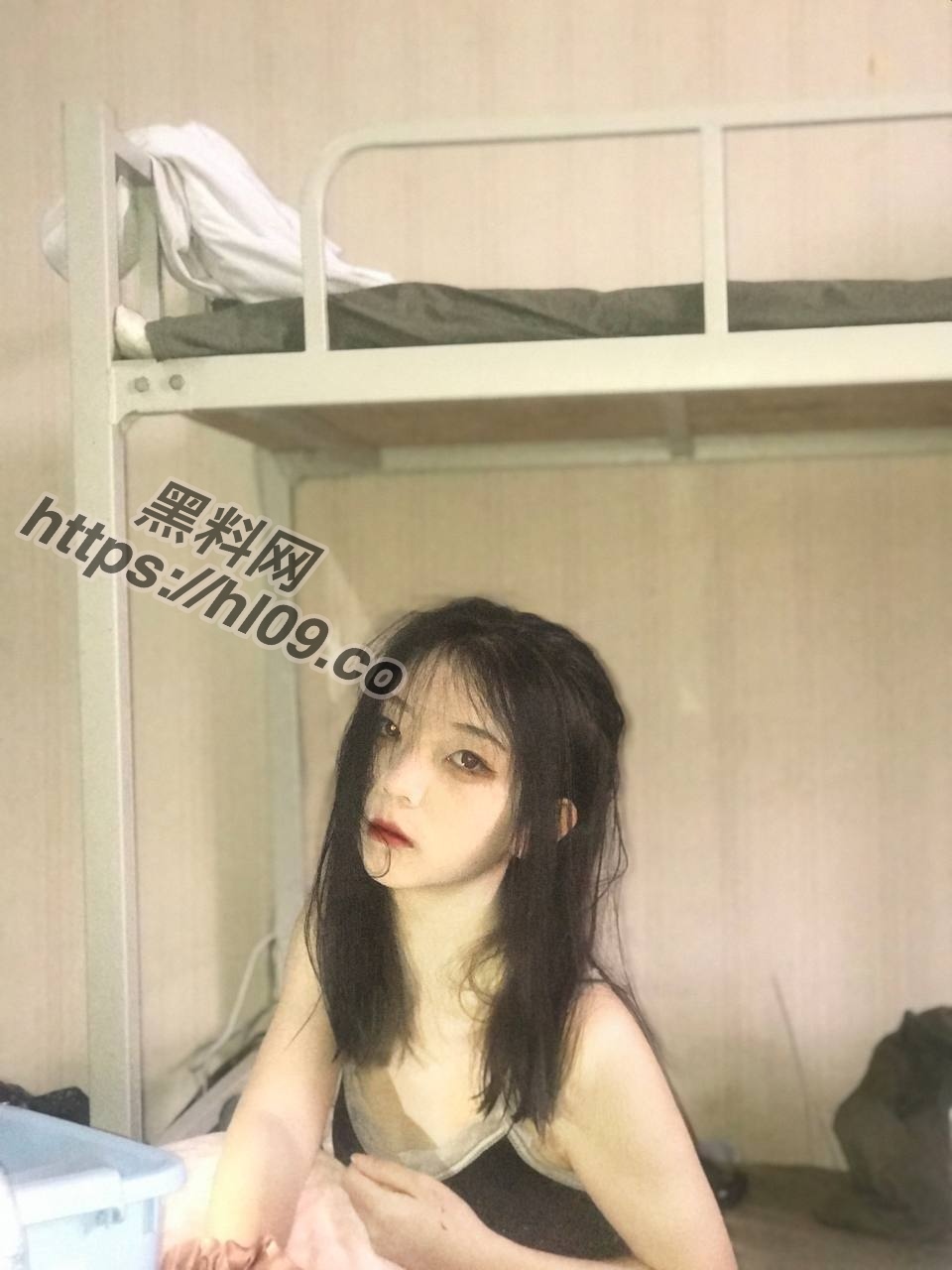 960X1280