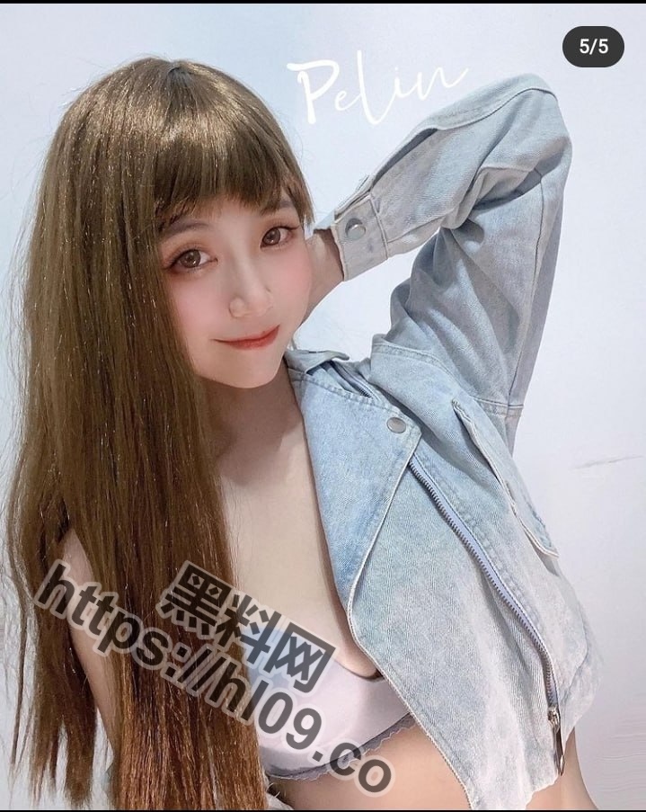 719X903