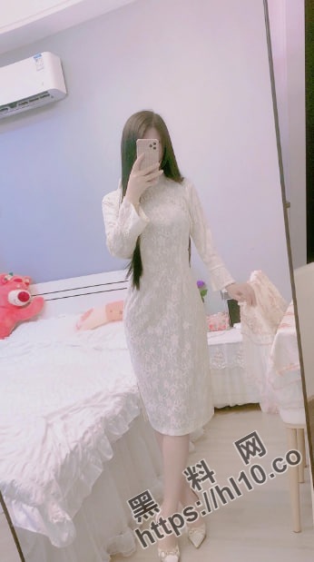 346X619