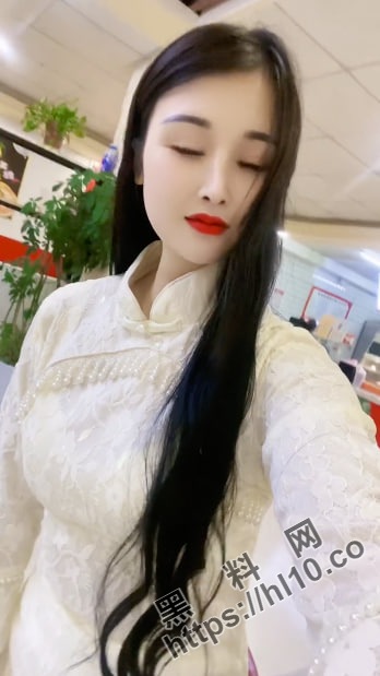 348X619