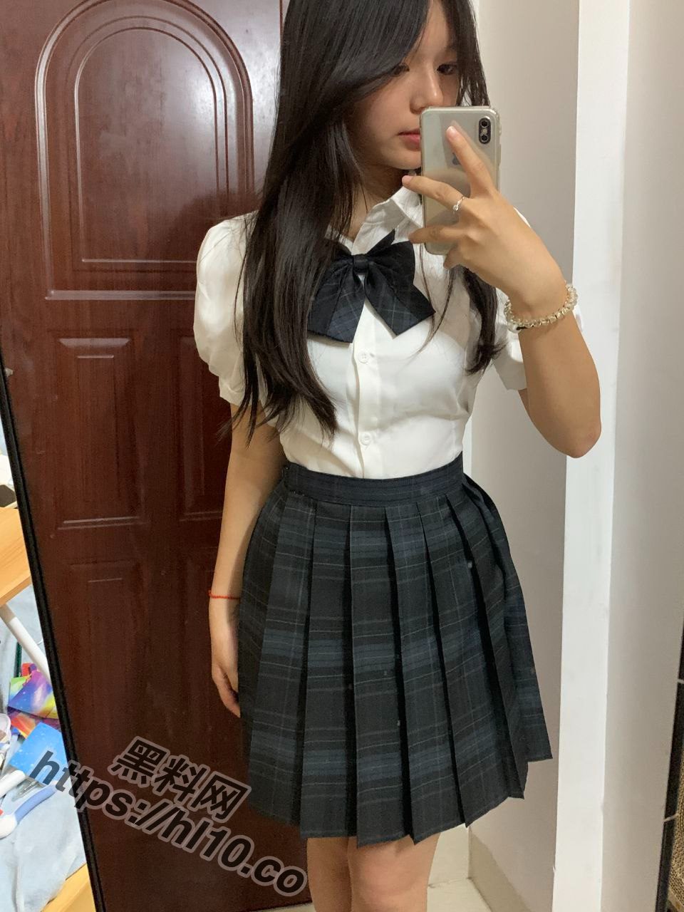 960X1280