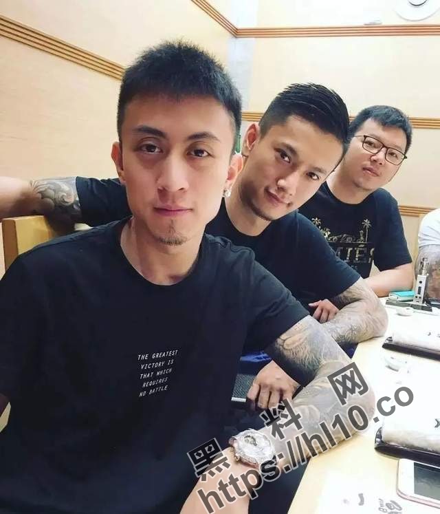 640X747