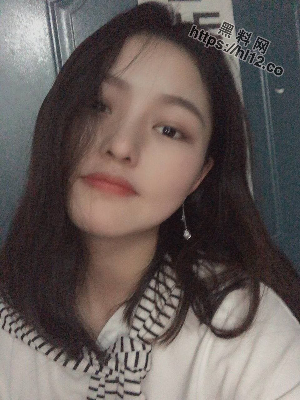 960X1280