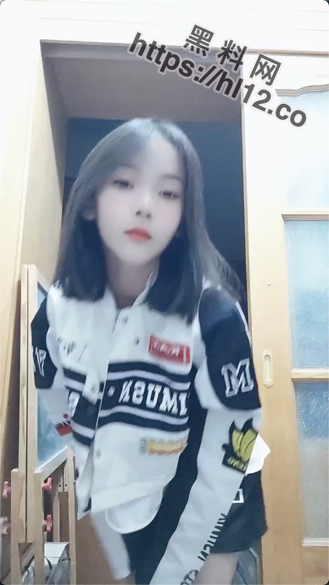 1064X1888