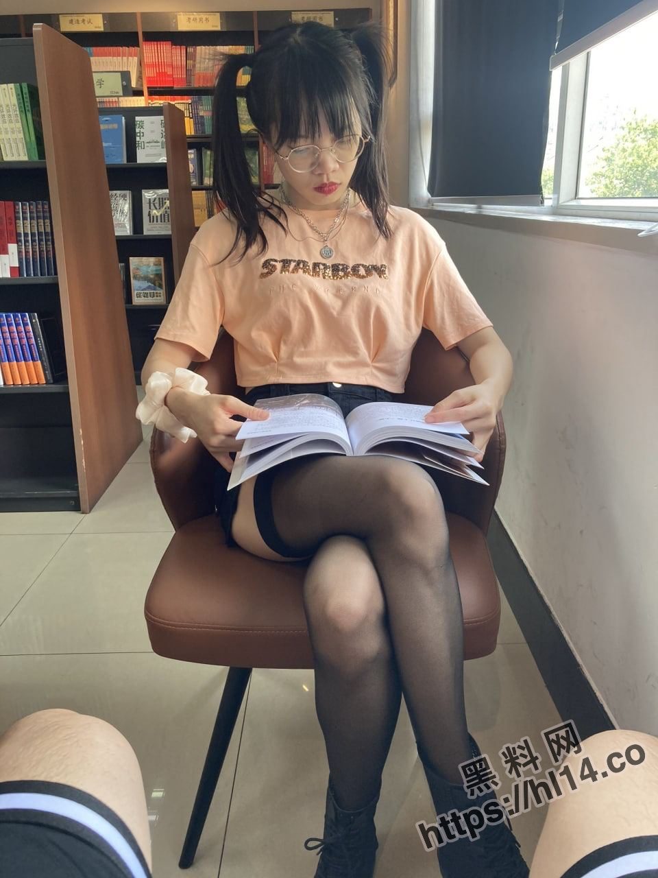 960X1280