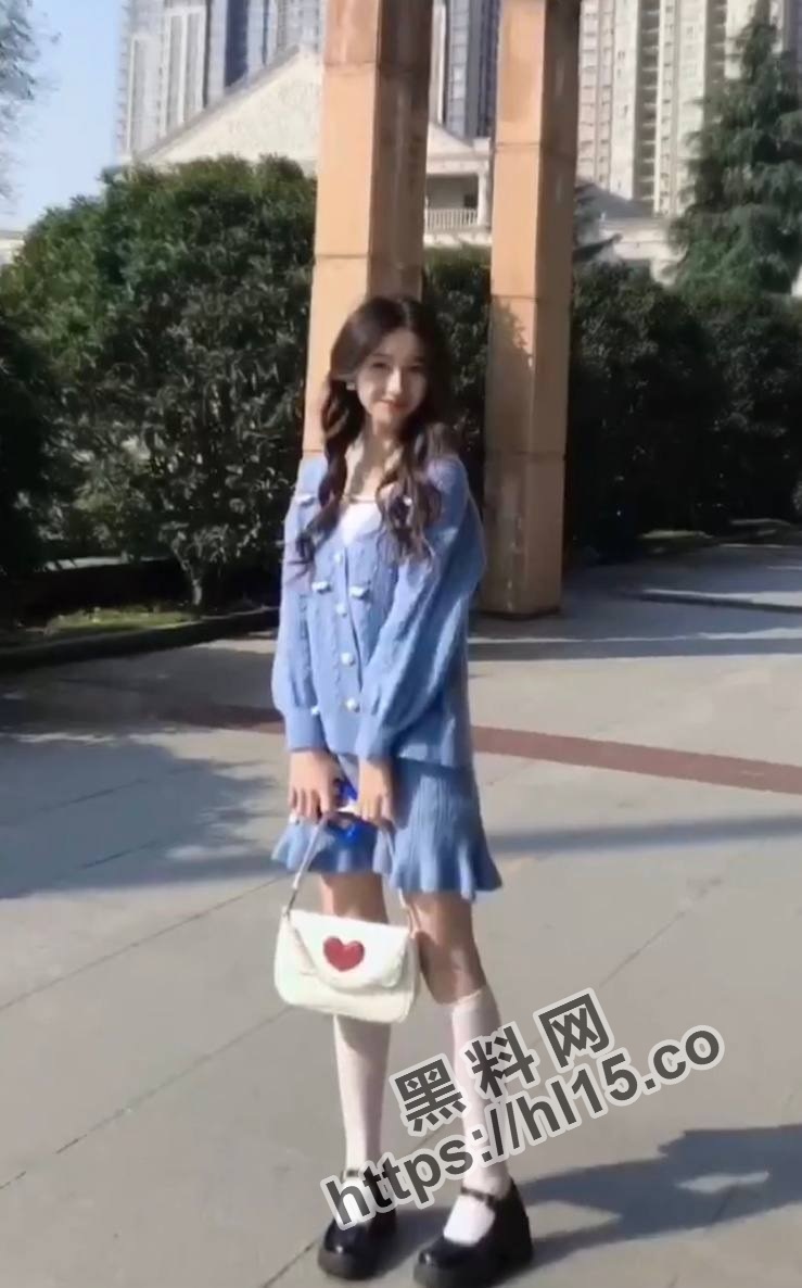 739X1186