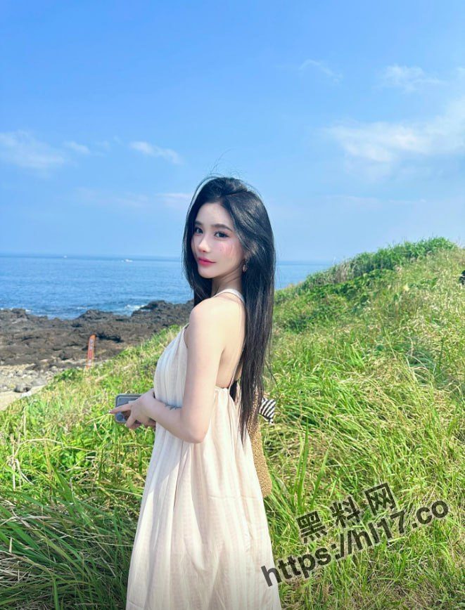 661X868