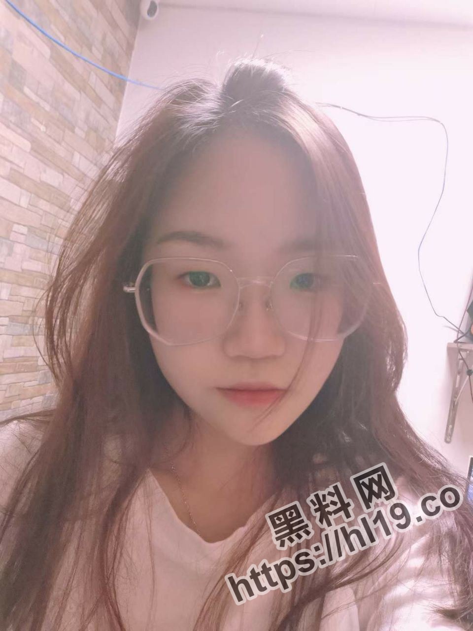 960X1280