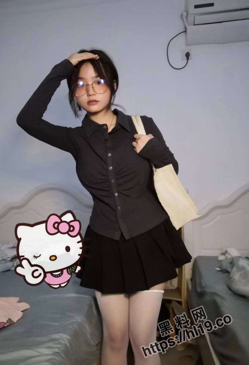 874X1280