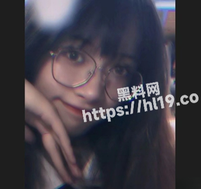 400X377