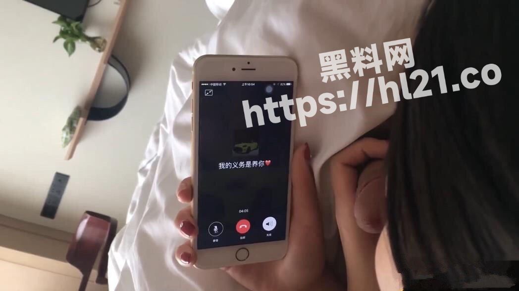 1048X589