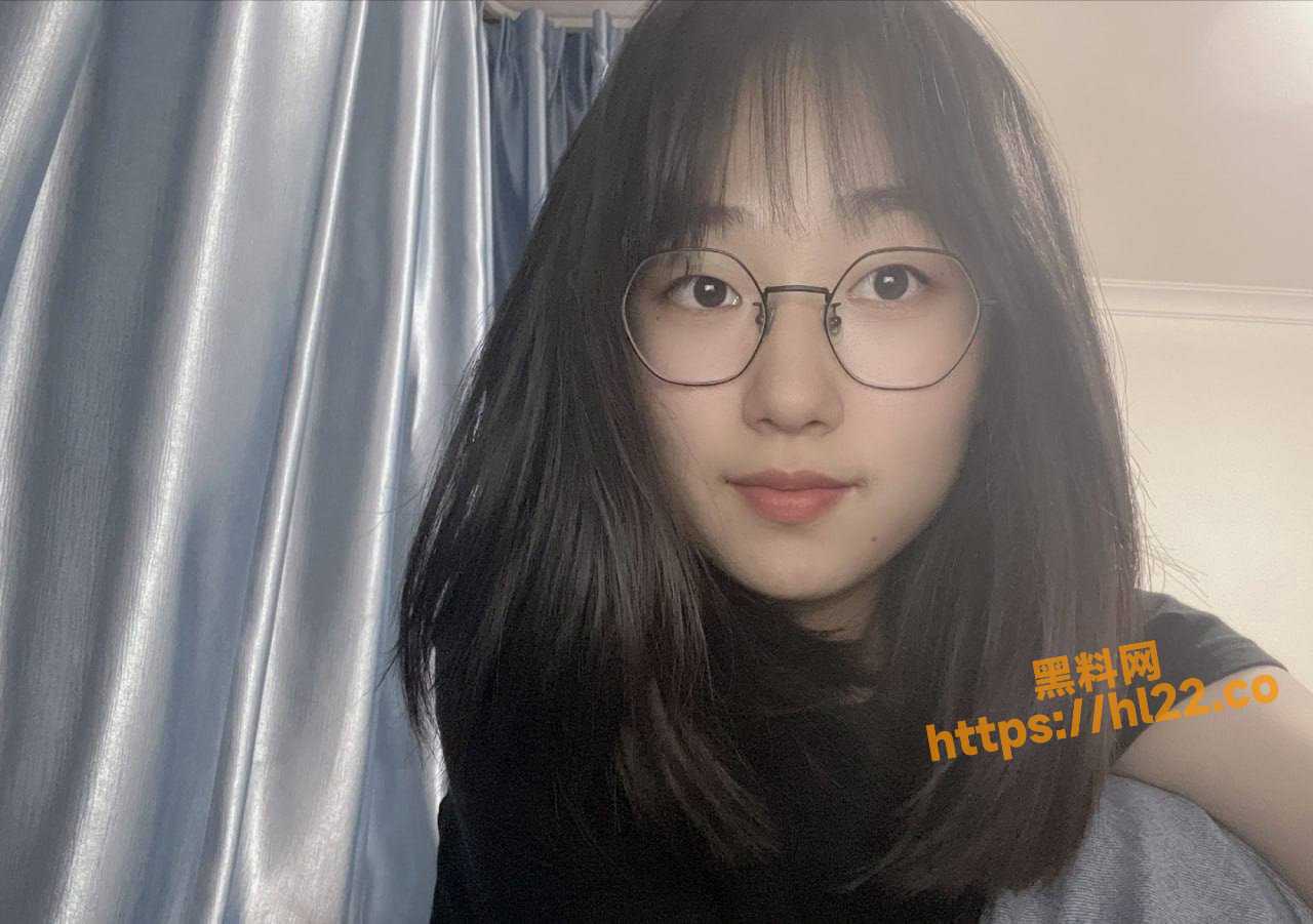 1280X901