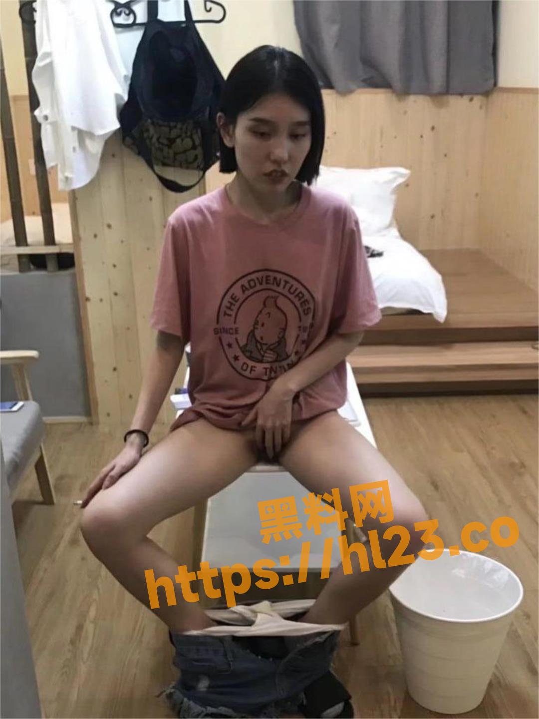 1080X1081