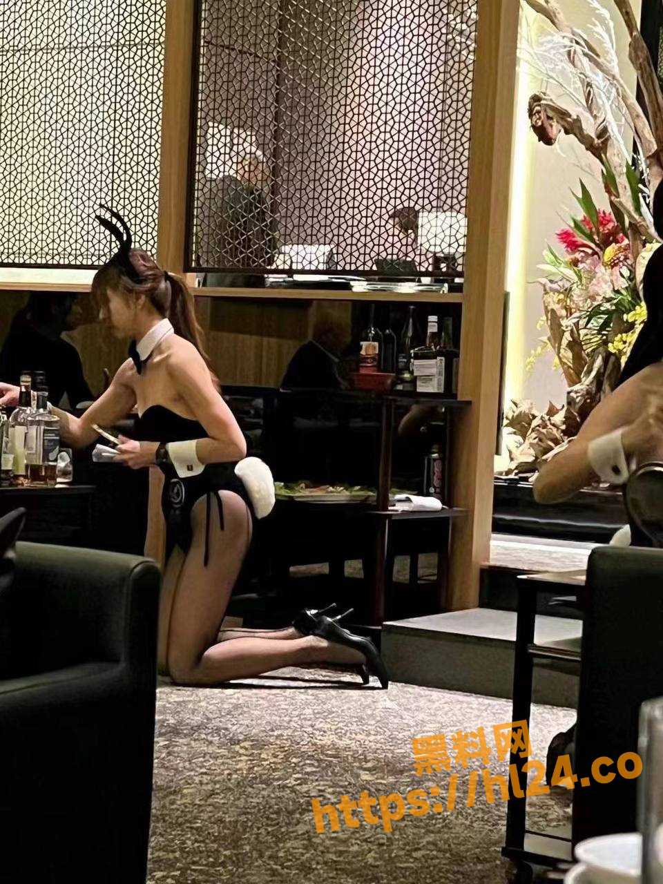 960X1280