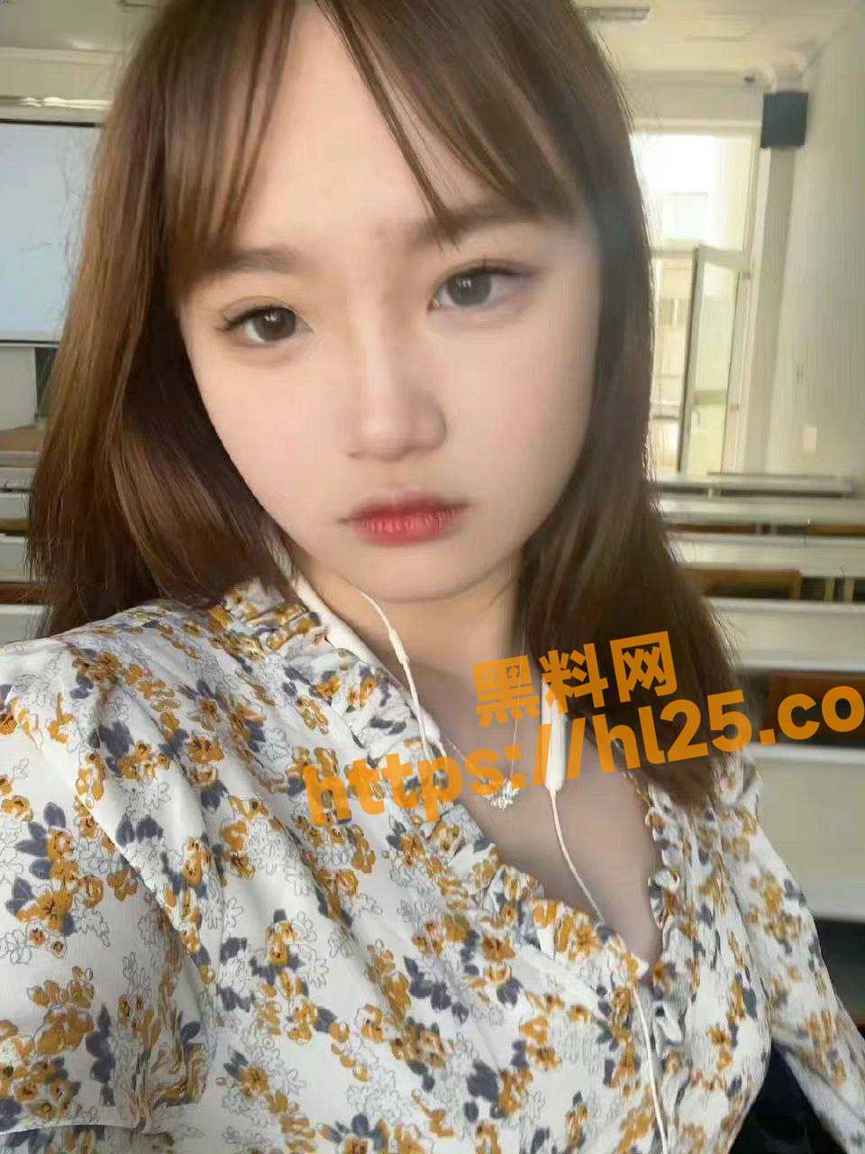 960X1280