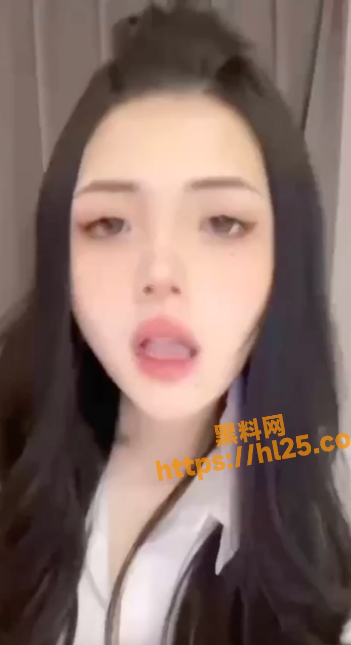698X1280