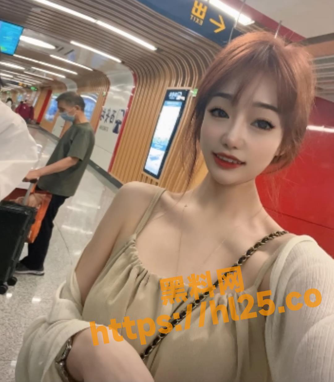 1080X1233