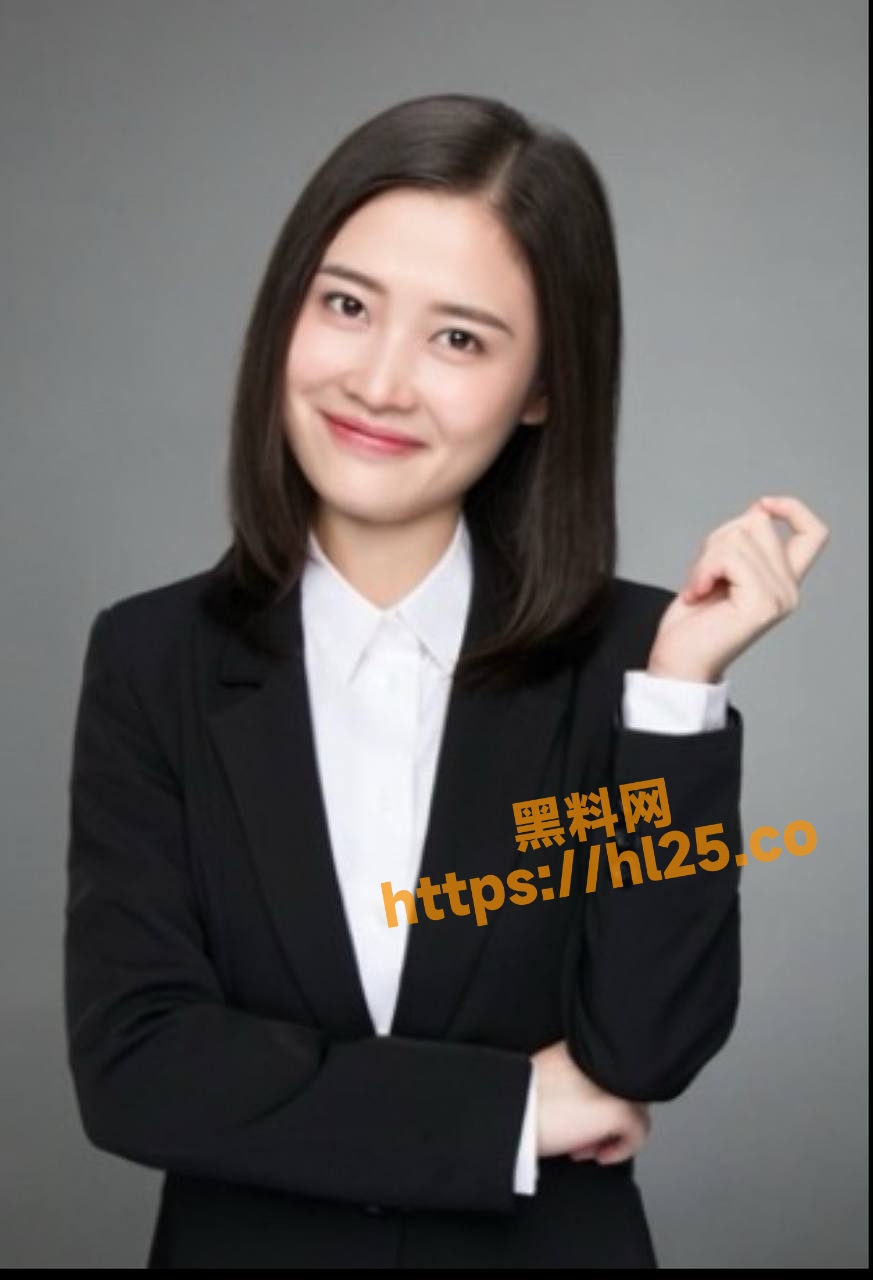 873X1280