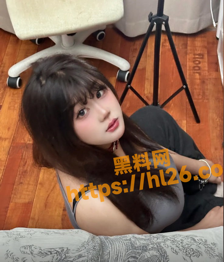 736X860