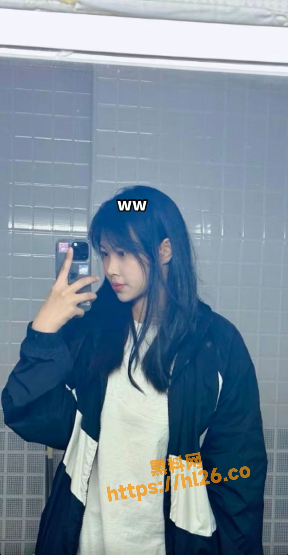 996X1920