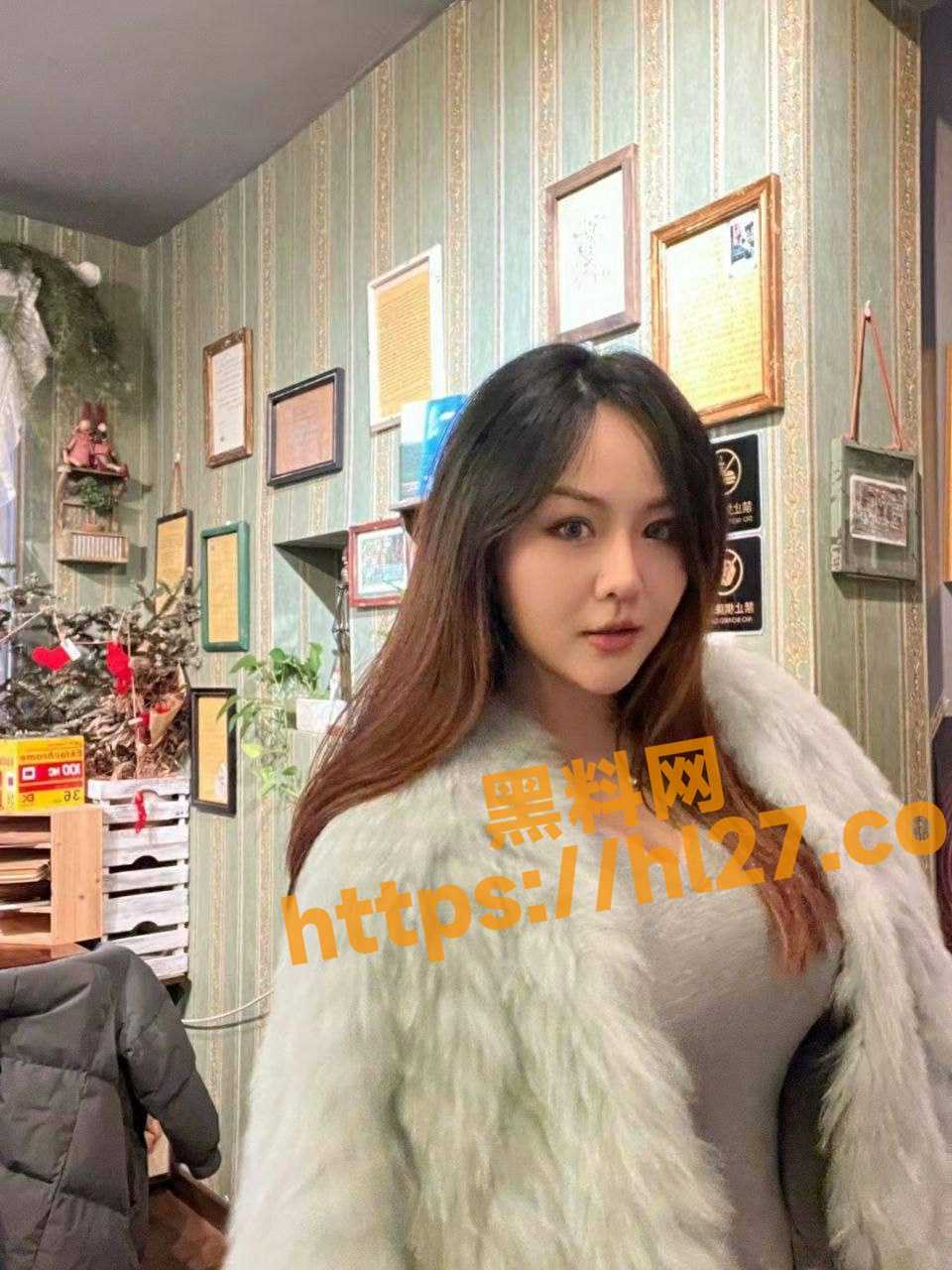 960X1280