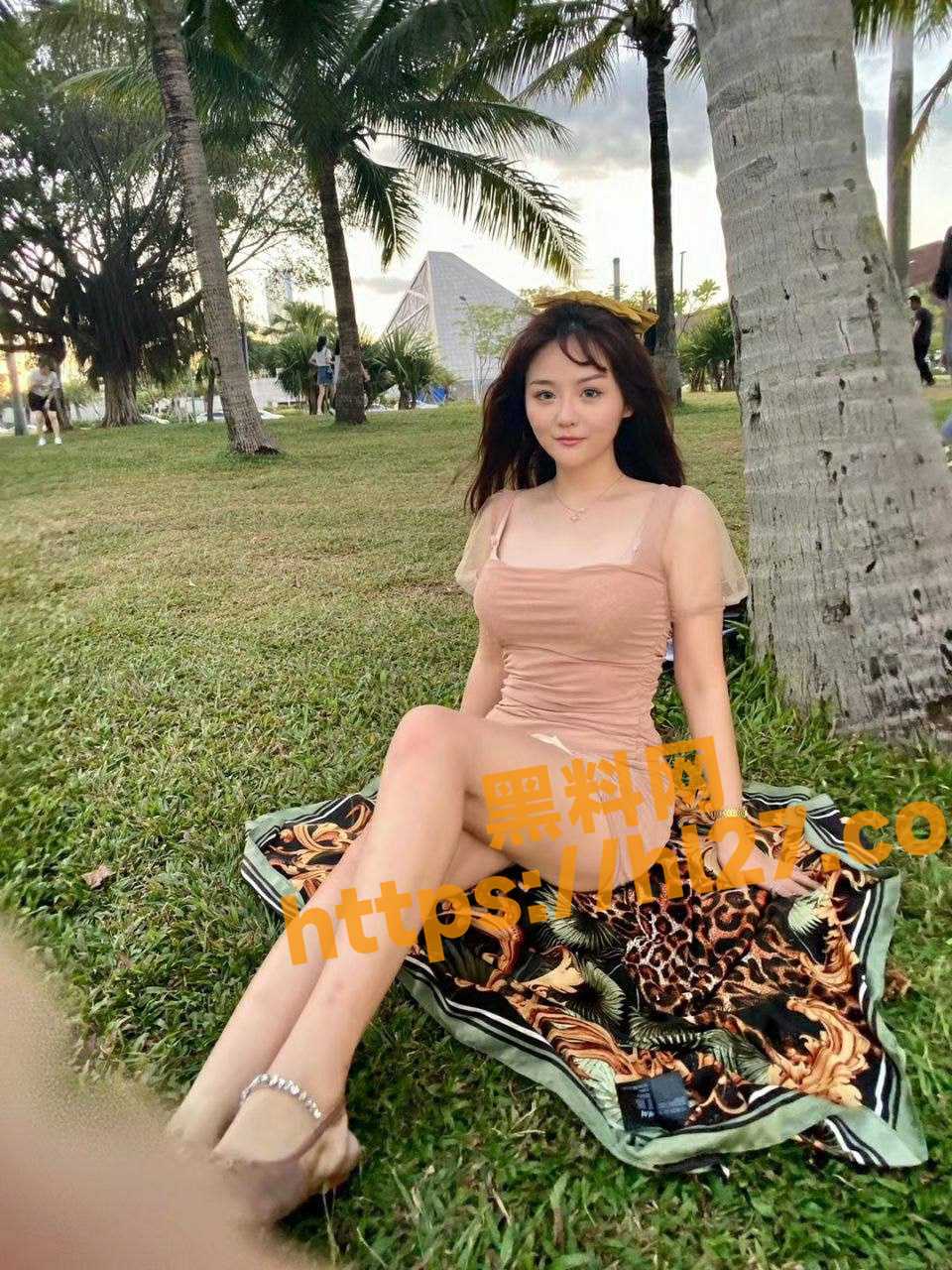 960X1280