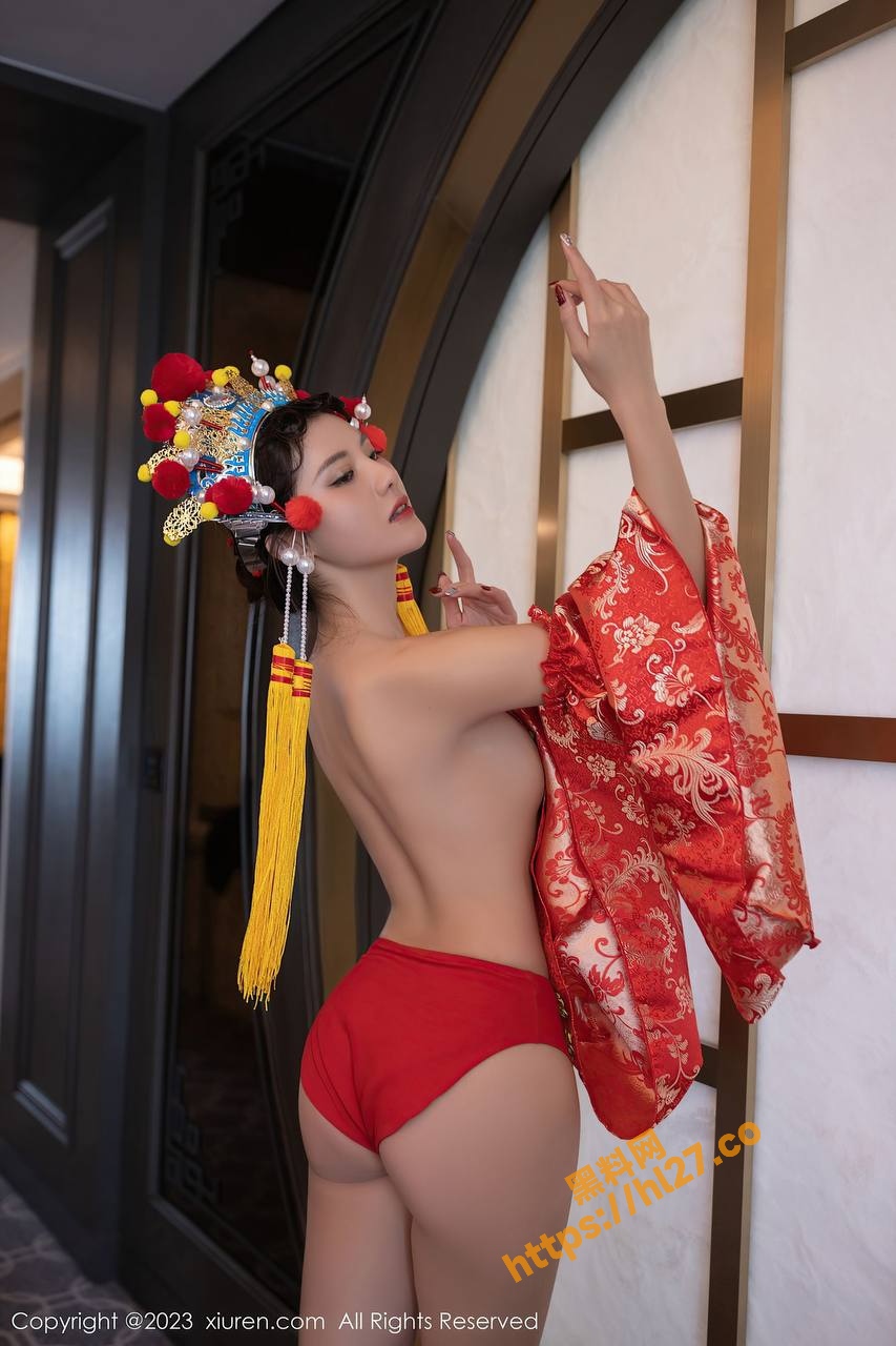 853X1280