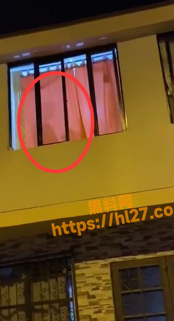 342X629