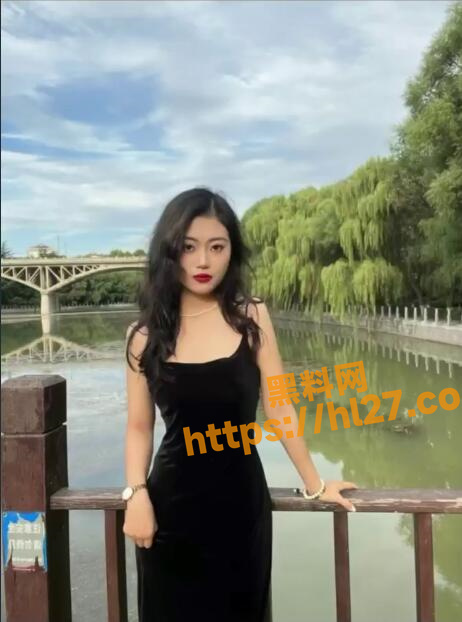 462X622