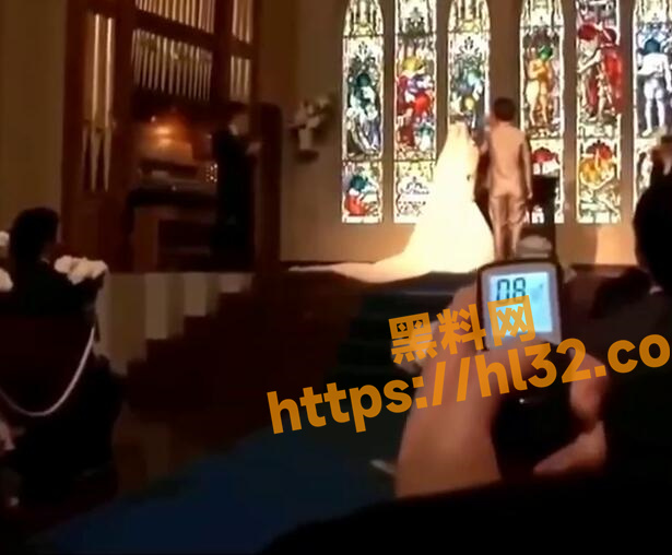 615X508