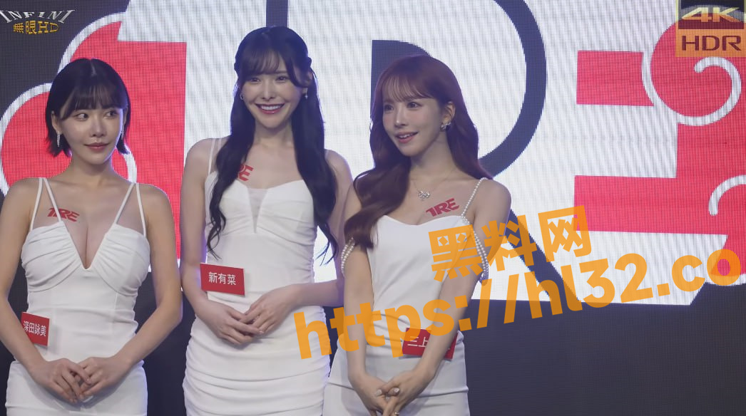 1046X584