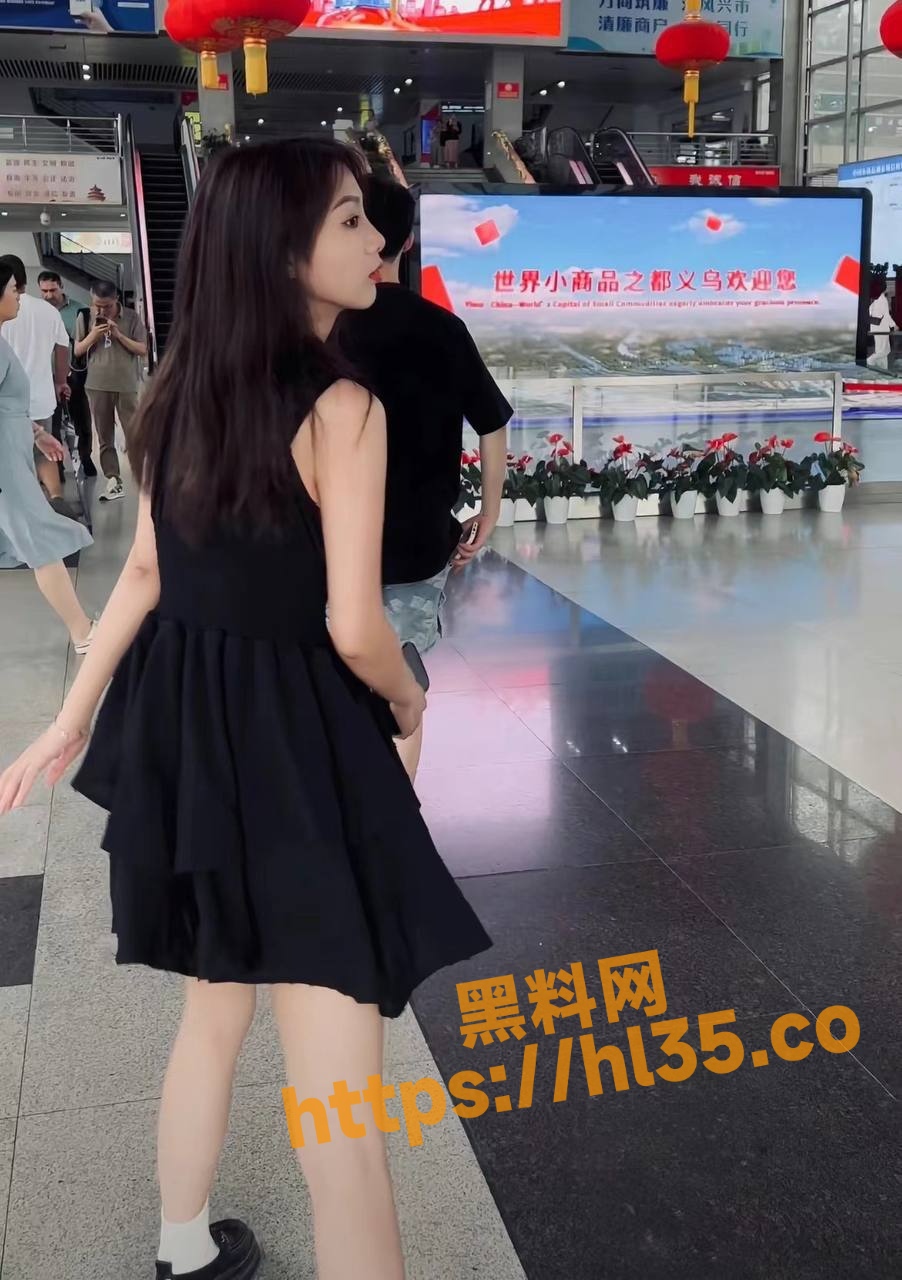 902X1280