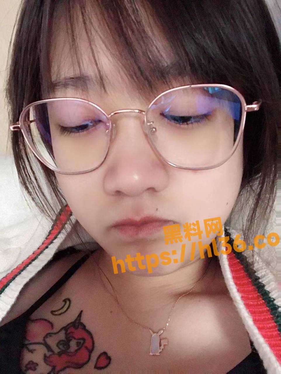 962X1280