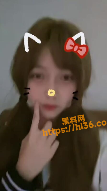 447X799