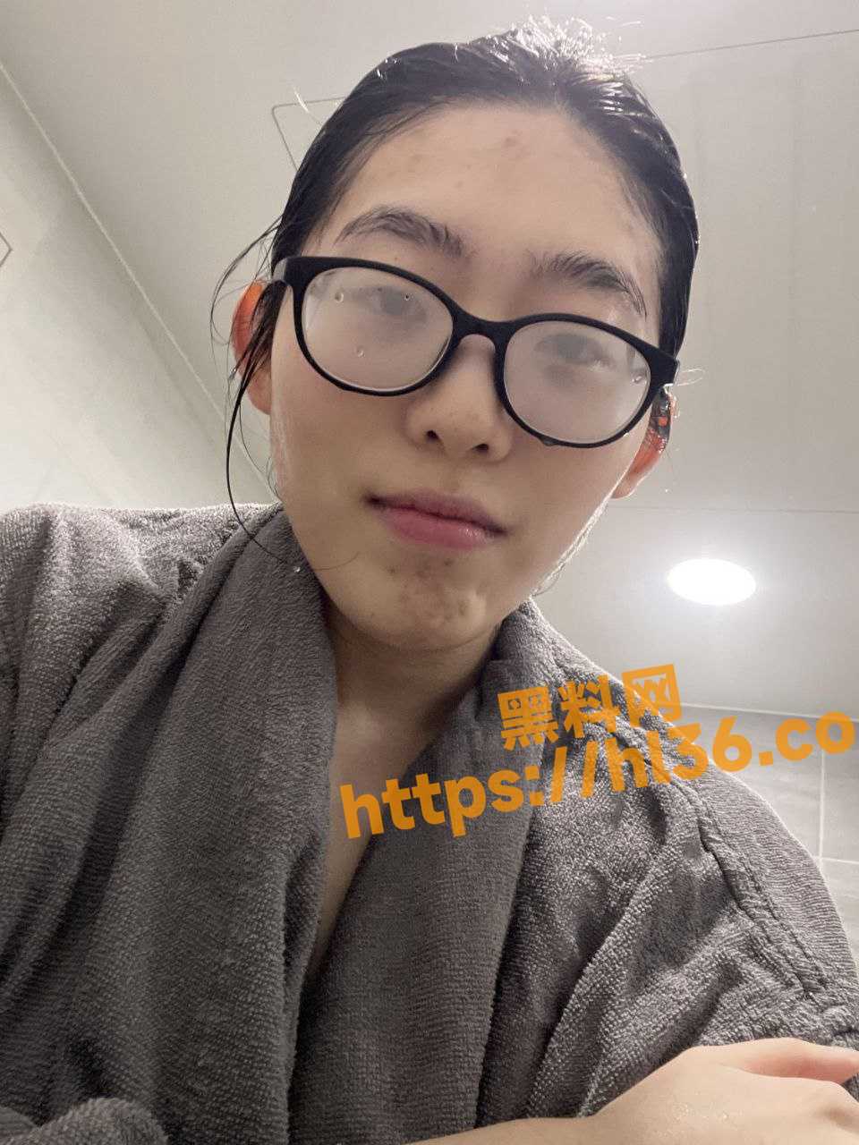 960X1280
