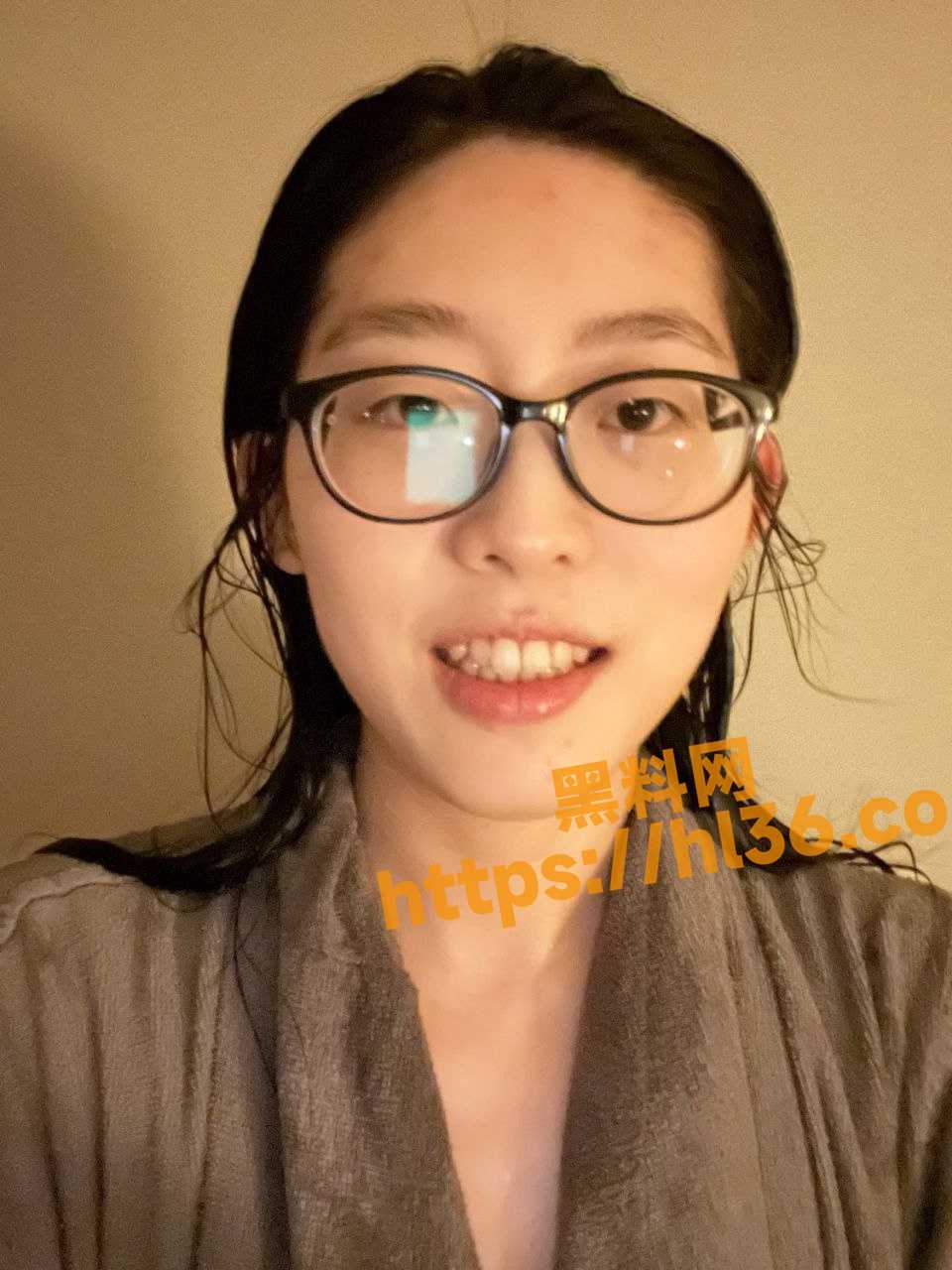 960X1280