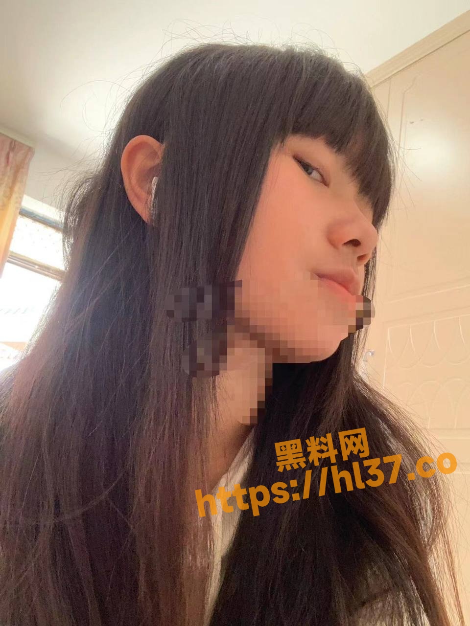 960X1280