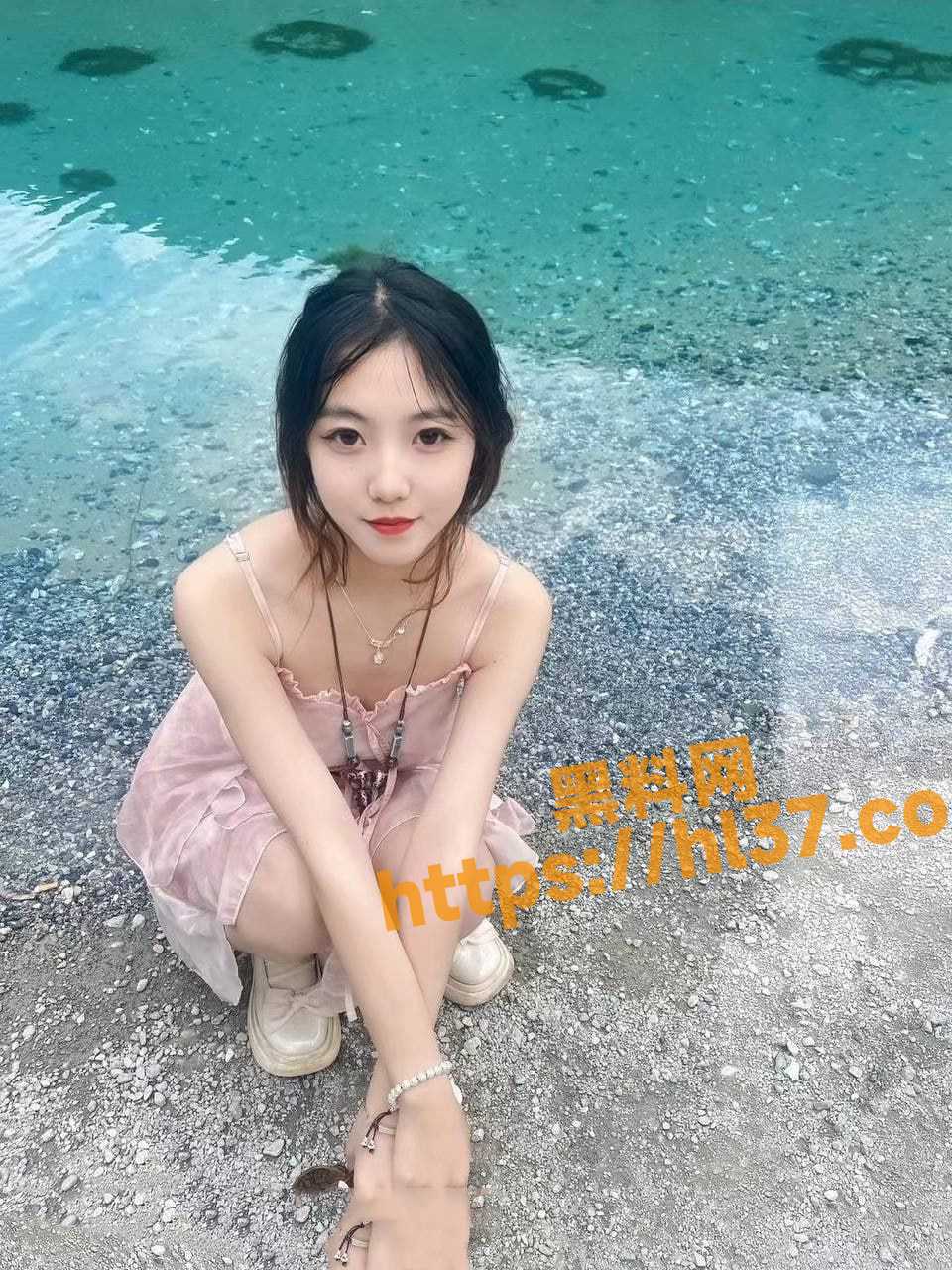 960X1280
