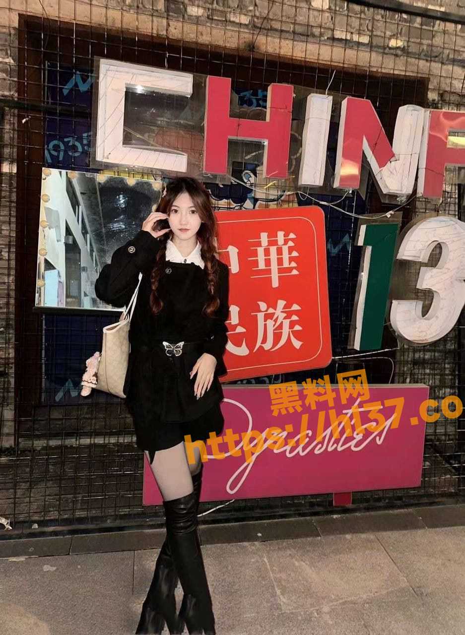 937X1280
