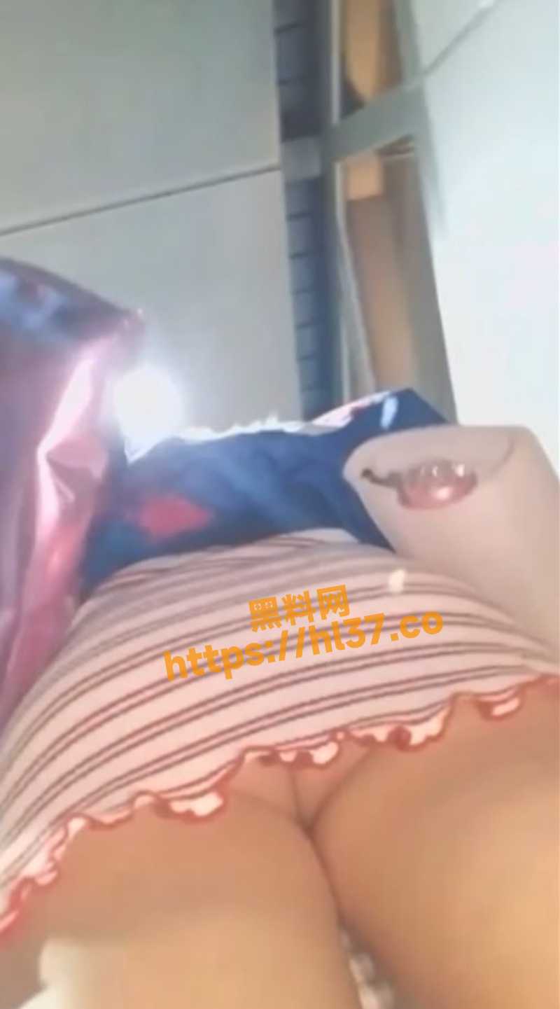 800X1441